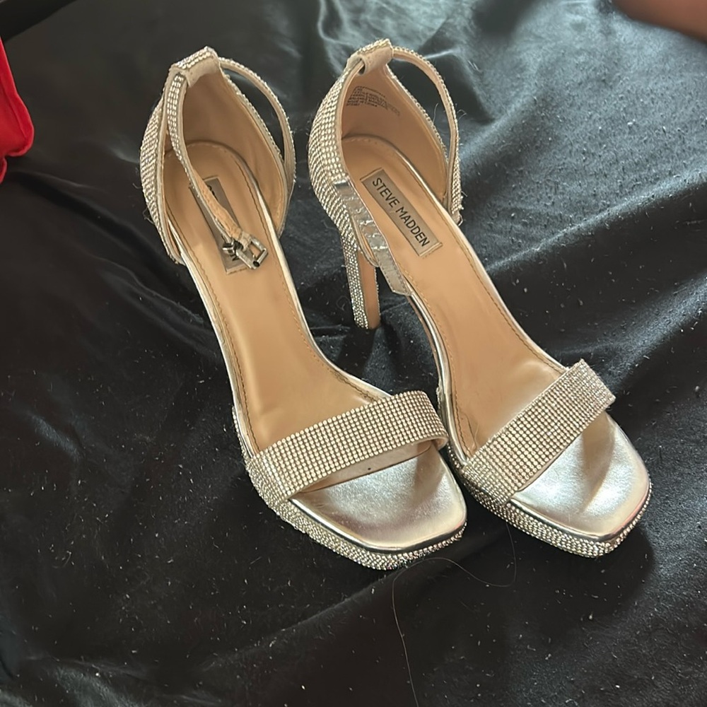 steve madden heals worn once!